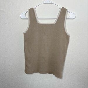 Tan contrast binding top